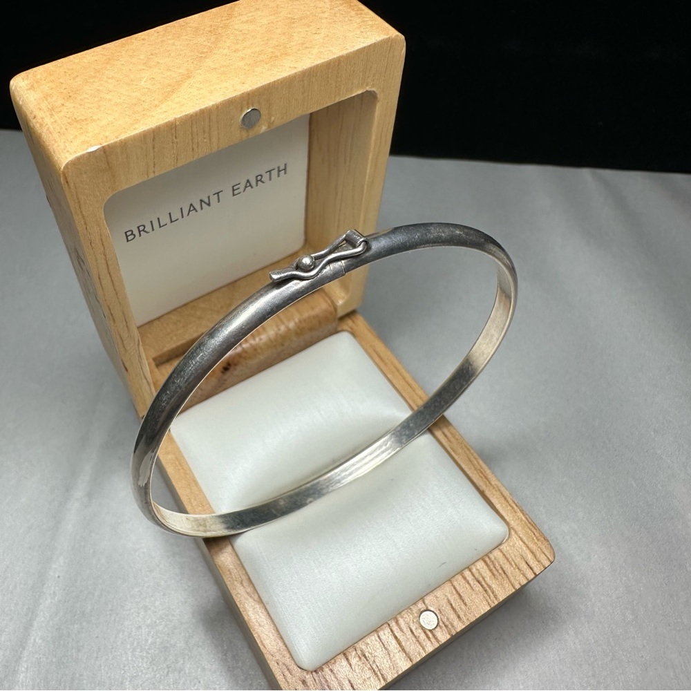 Brilliant Earth Sterling Silver Hinged Bangle Bracelet - Silver
